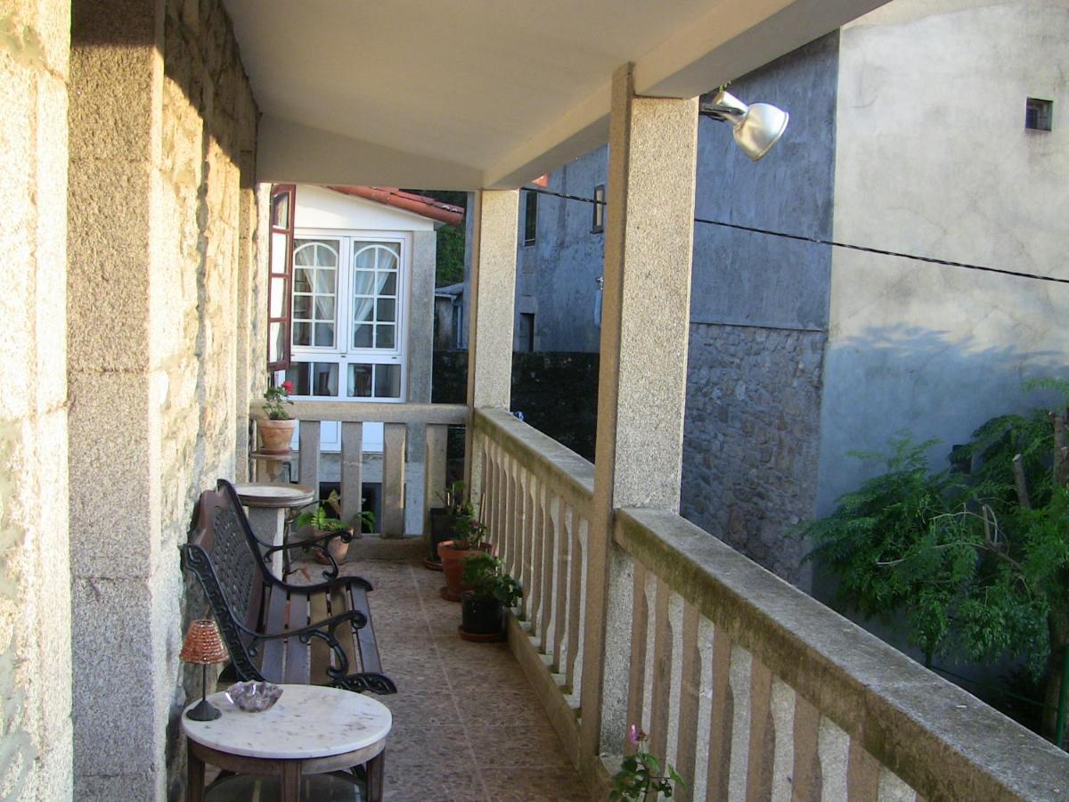 Гостевой дом Casa Xan Da Pena Villarmayor  Экстерьер фото